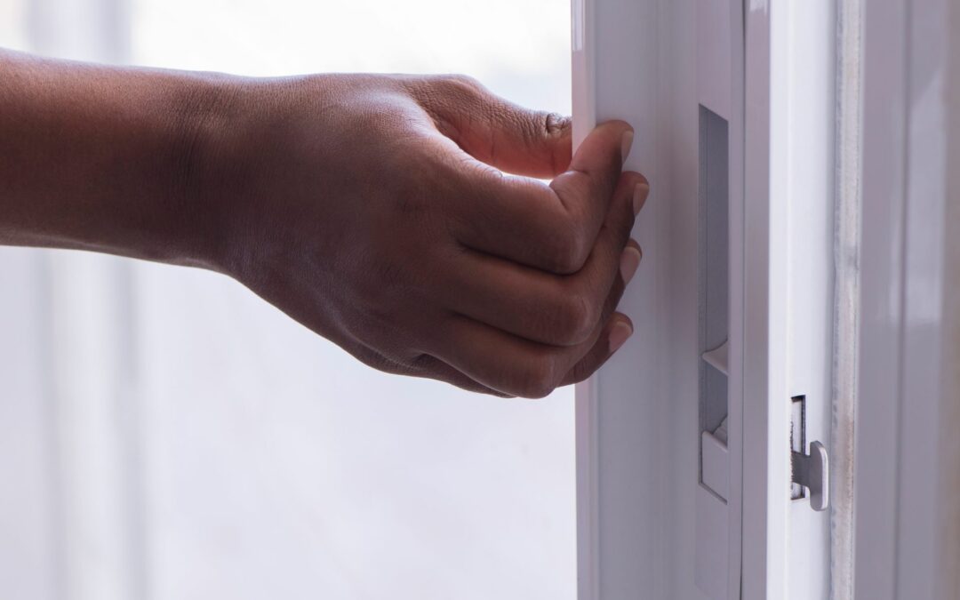 4 Must-Have Patio Door Lock Services